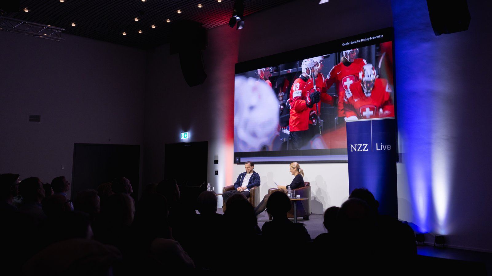 Eishockey im Gespräch: Der NZZ-Talk zu Gast in der Swiss Life Arena